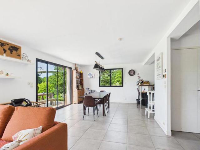 Maison Pont De Buis Les Quimerch 5 pièce s 118.71 m2