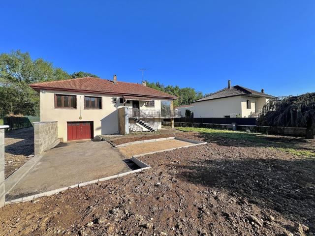 Maison, Chavanoz