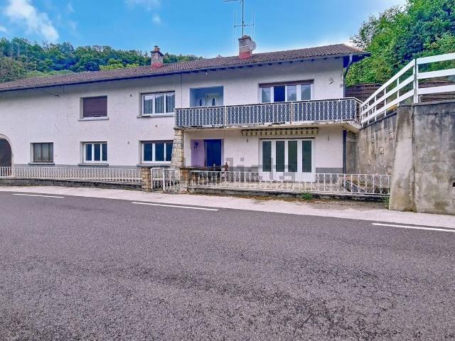 Maison, Pont de Roide Vermondans