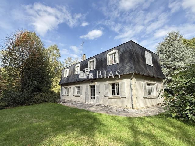 Maison, Pont l&apos Évêque