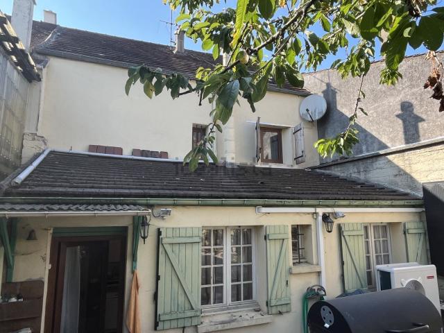 Maison, Pont Sainte Maxence