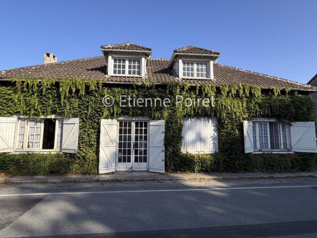 Maison, Pontarion