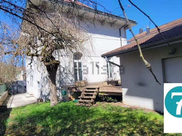Maison, Pontarlier