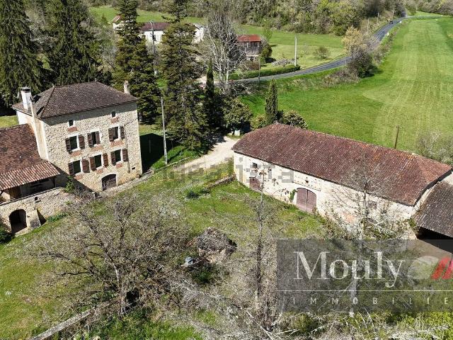 Maison, Pontcirq
