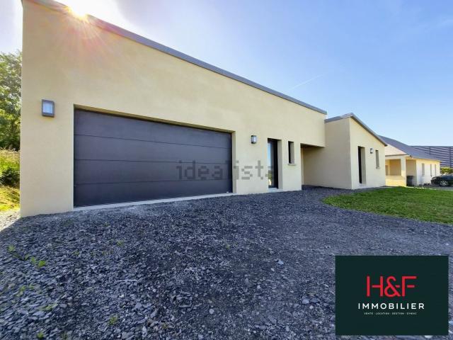 Maison, Port en Bessin Huppain
