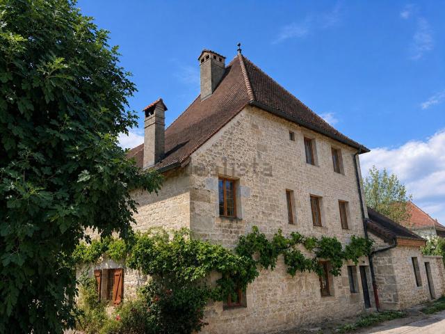 Maison, Port Lesney