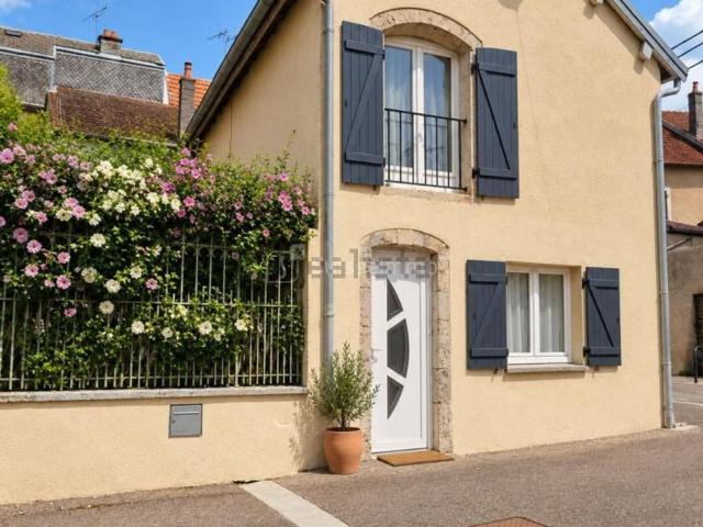 Maison, Port sur Saône