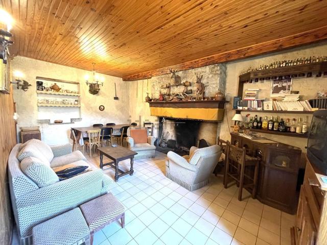 Maison, Garin