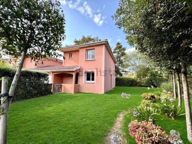 Maison, Pau