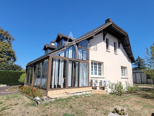 Maison, Pau