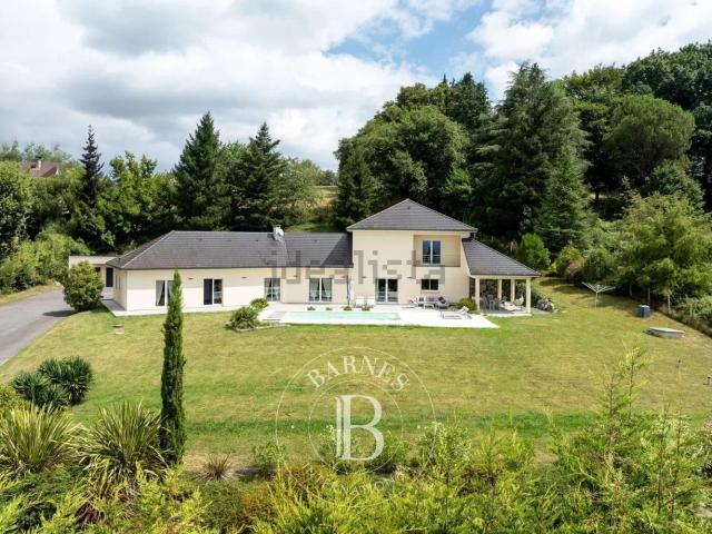Maison, Pau