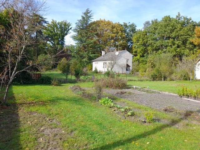 Maison / Pavillon 74 m2 + Combles aménagés NANCAIS 18 74m² Nançay
