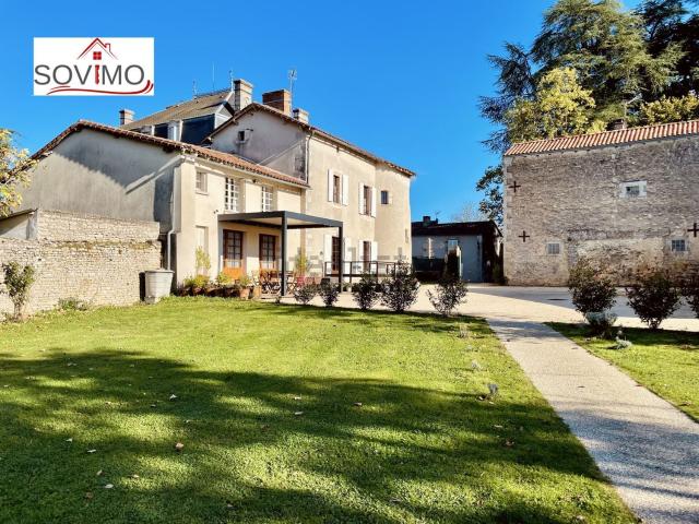 Maison, Payroux