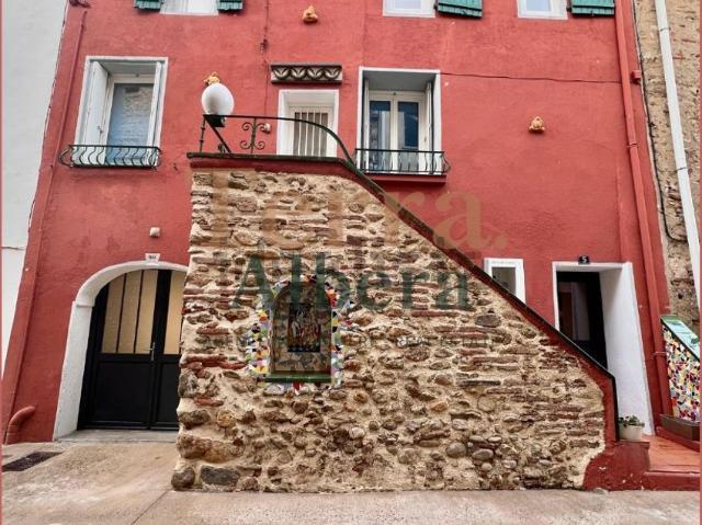 Maison, Palau del Vidre