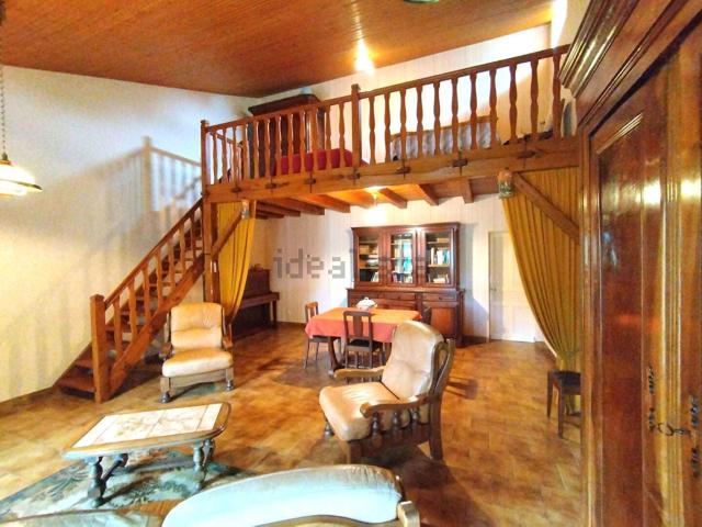 Maison, Pamproux