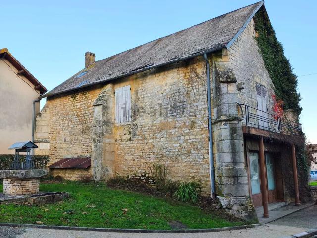 Maison, Pamproux