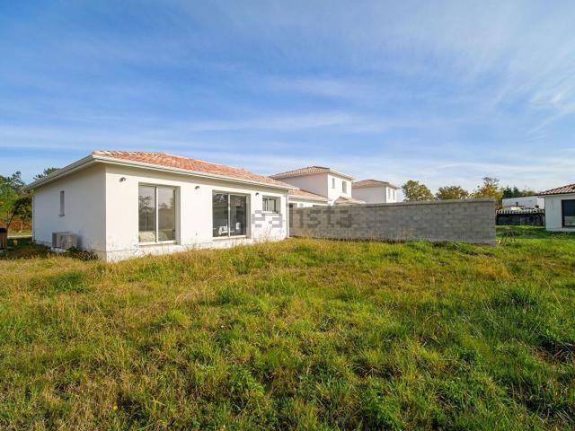 Maison, Parentis en Born