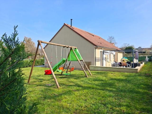 Maison parfaitement entretenue proche de Ancinnes,entièrement plain pied, SANS TRAVAUX, 15 min de Alençon, RARE sur le MARCHE !