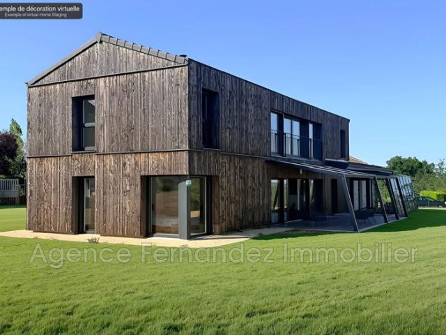 Maison passive de 139 m2 habitables. Tres belle vue dégagée