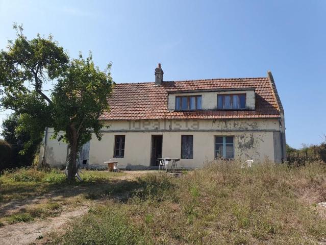 Maison, Petiville