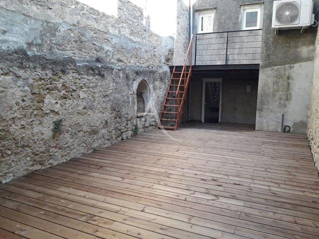 Maison, Pexiora