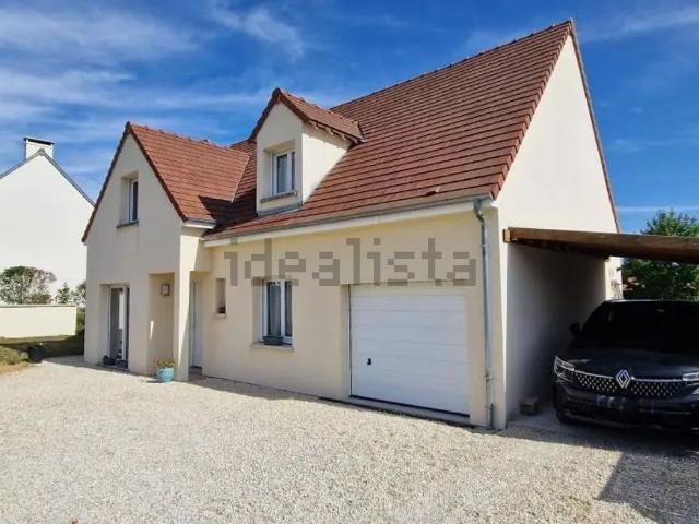 Maison, Pezou