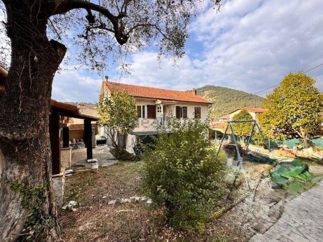 Maison, Peille