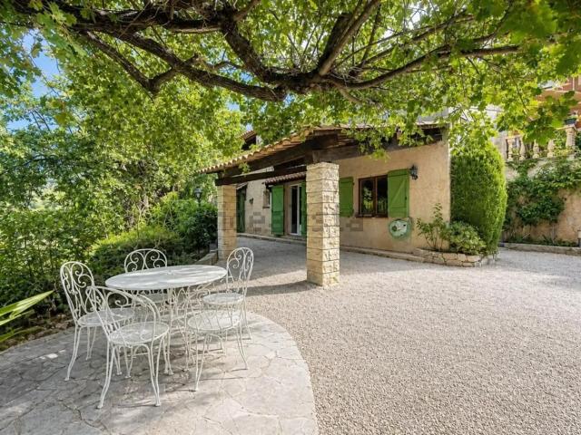 Maison, Peille