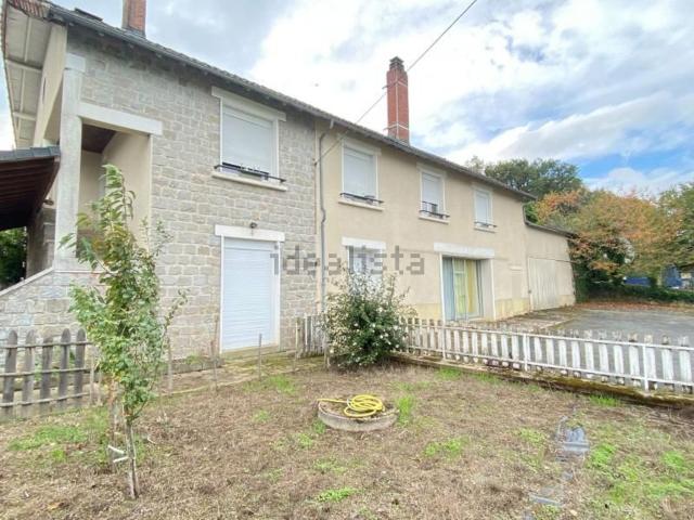 Maison, Pensol