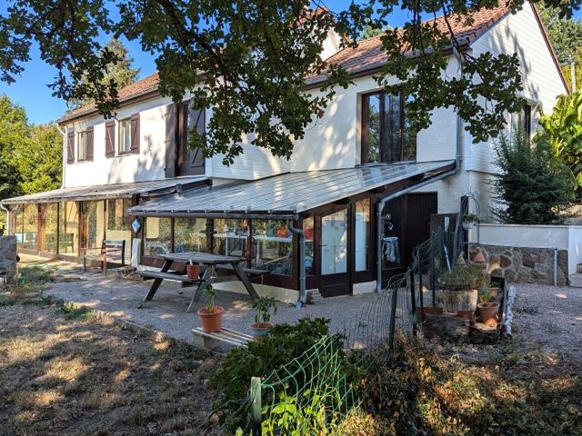 Maison, Pérassay