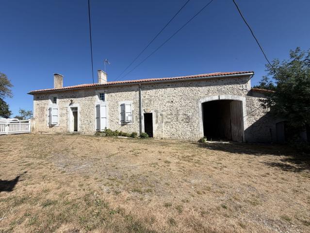 Maison, Pérignac