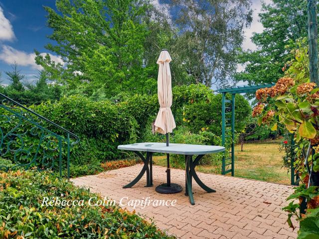 Maison périgourdine avec jardin clos en Périgord Noir 143m² Rouffignac Saint Cernin de Reilhac
