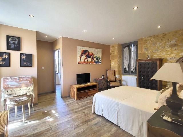 MAISON PERIGOURDINE 360m² Lavalade