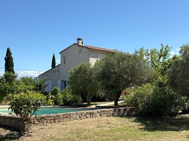 Maison, Pernes les Fontaines