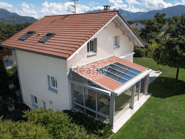 Maison, Pers Jussy