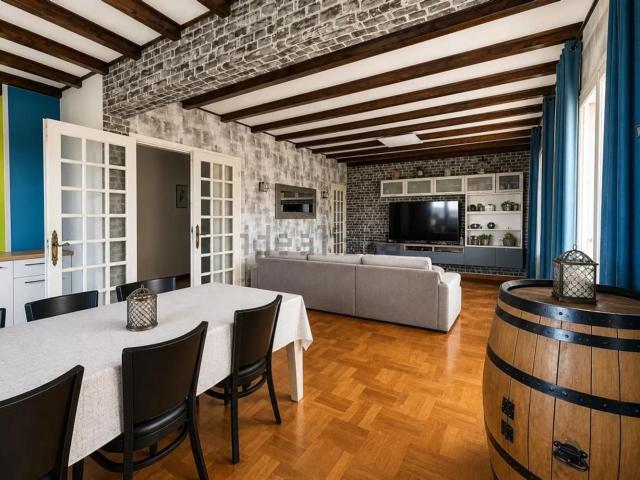 Maison, Perrigny