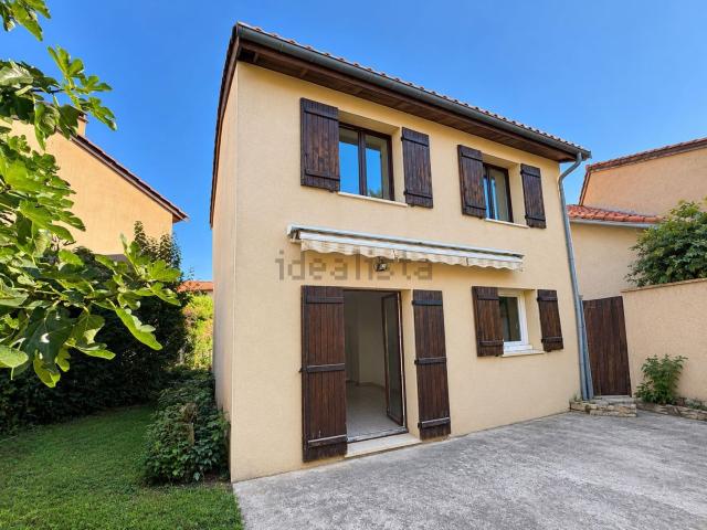 Maison, Pierre Bénite