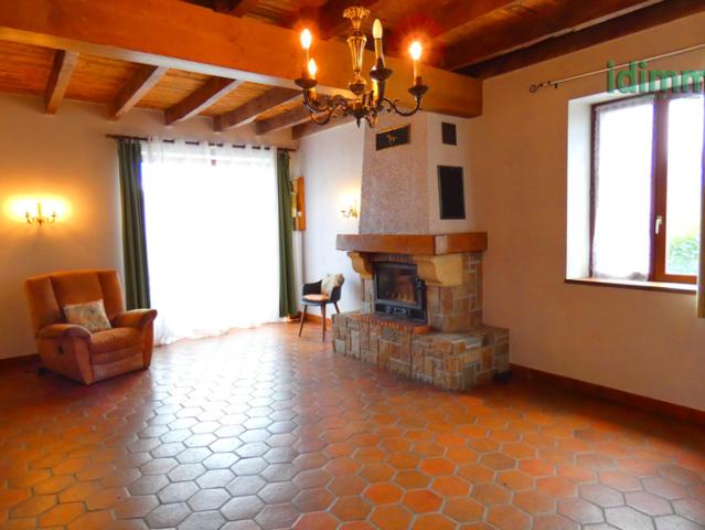 MAISON PIERRE