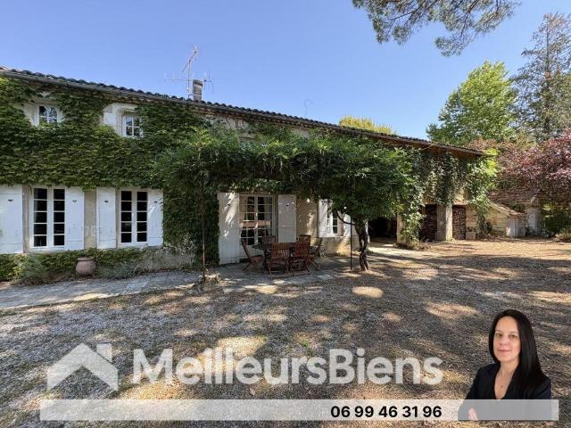 Maison pierre 3 chambres 129m² Montendre