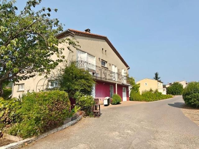 Maison, Pieusse