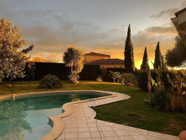 Maison, Pin Balma