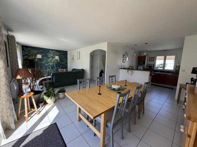 Maison plain pied 6 pièces 112m² Châtenoy en Bresse