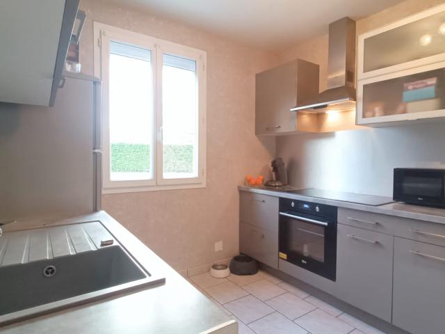 Maison plain pied 74 m2 Terrain 1816 m2 Bouzy la Forêt
