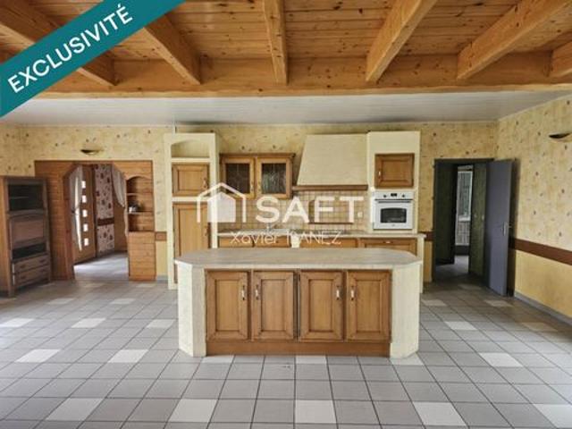 Maison plain pied 208 m² Venteuges 43170