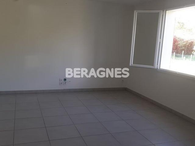 Maison Plain Pied 3 Chambres Garage Vendue LOUéE 87m² Bergerac