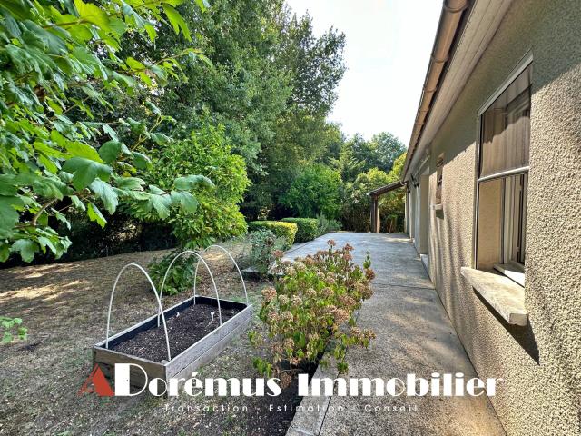 Maison Plain Pied 3 Chs Secteur Très Calme Garage 106m² Bouliac