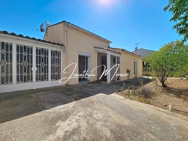 MAISON PLAIN PIED 3 FACES JARDIN PISCINABLE GARAGE