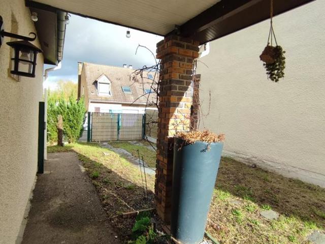 Maison plain pied T5/103,74 m²/3 ch à EPONE Loyer: 1665€