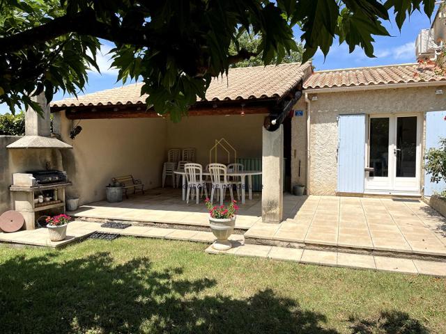 Maison plain pied T5 de 160m2 sur 1500m2 de terrain avec pis. 160m² Pertuis