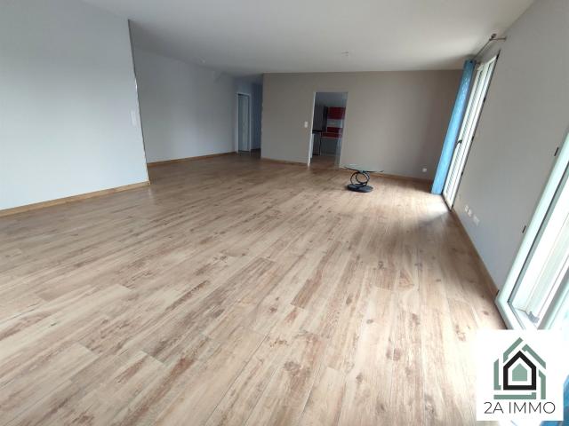 Maison plain pied avec dépendance 141m² Saint Hilaire les Monges